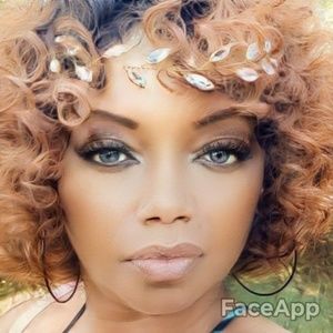 Meet your Posher, Aretha